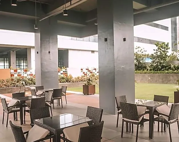 Fully Furnished:japandi Warm In Qc W/ Pool 4* 마닐라