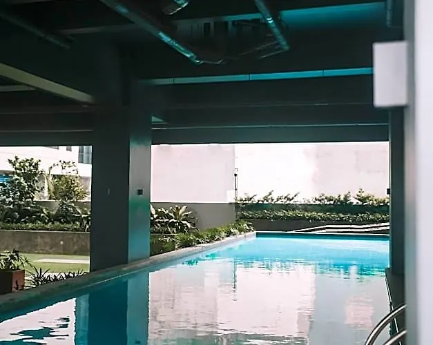 호텔 Fully Furnished:japandi Warm In Qc W/ Pool 마닐라
